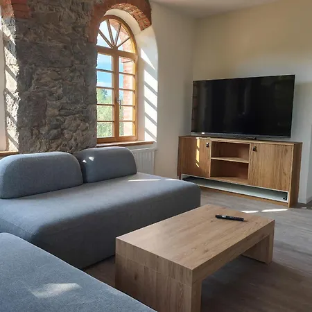 Apartament Spacious For Small Groups With Sauna And Fireplace Großharthau