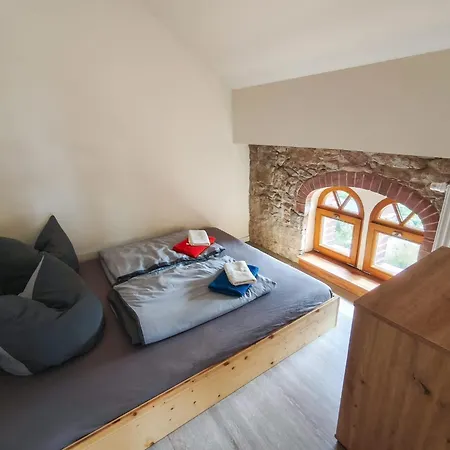 Spacious For Small Groups With Sauna And Fireplace *