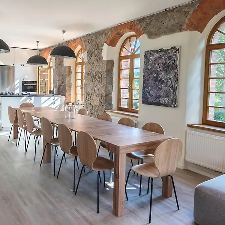 Spacious For Small Groups With Sauna And Fireplace Apartament